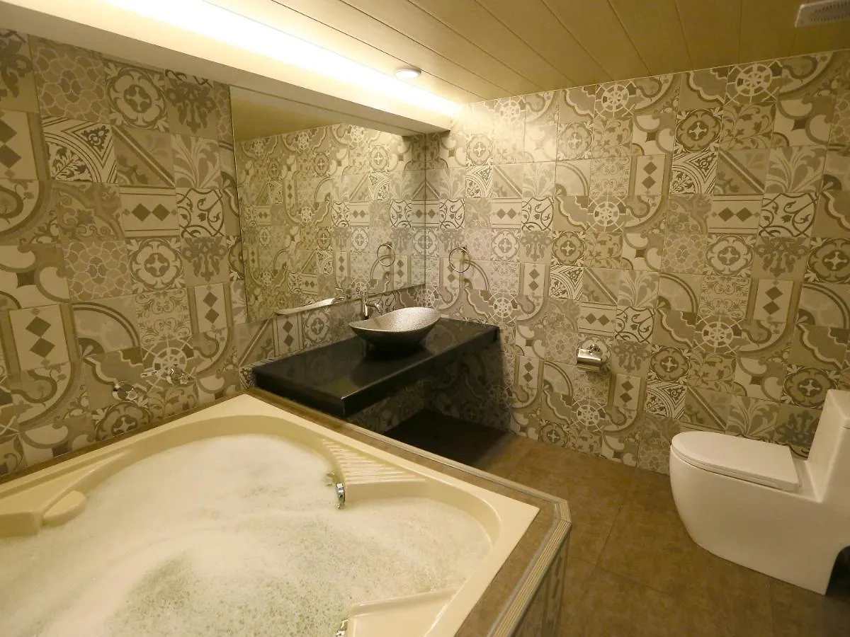 Hotel Ava Malate Manila